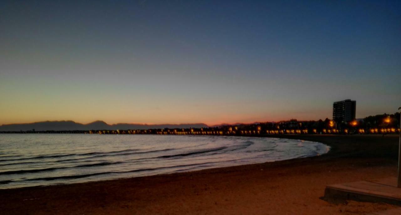 Apartamento En Playa Capellans ซาลอว์ ภายนอก รูปภาพ